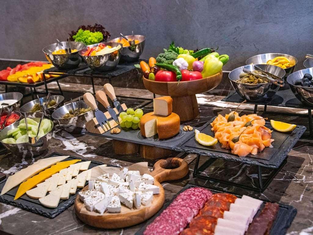 Tbilisi Philharmonia Apartment 레스토랑 사진